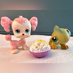 Littlest Pet Shop LPS #254 and #255